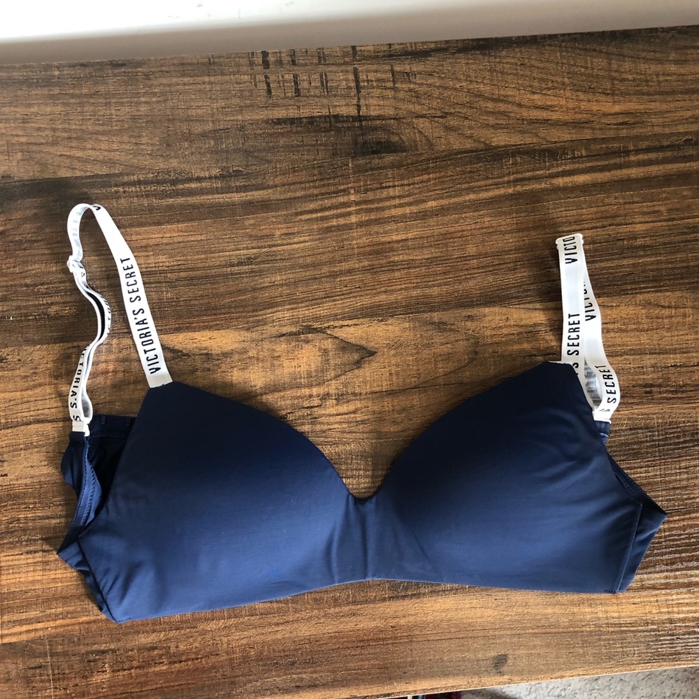 Victoria Secret T-shirt Bra